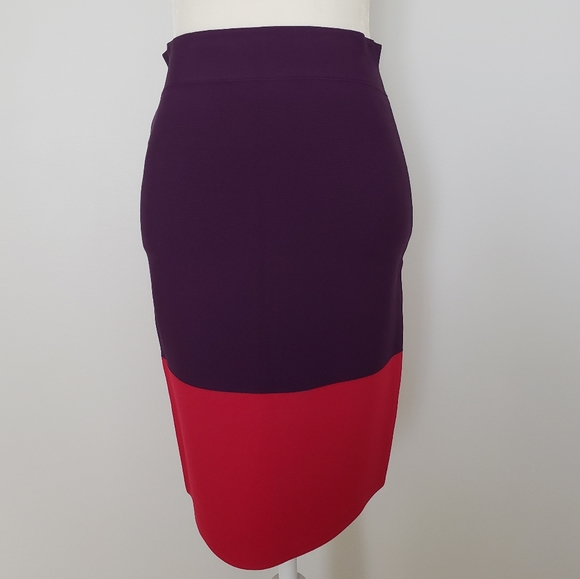 BCBGMaxAzaria Bandage Skirt Size L New - Picture 3 of 4